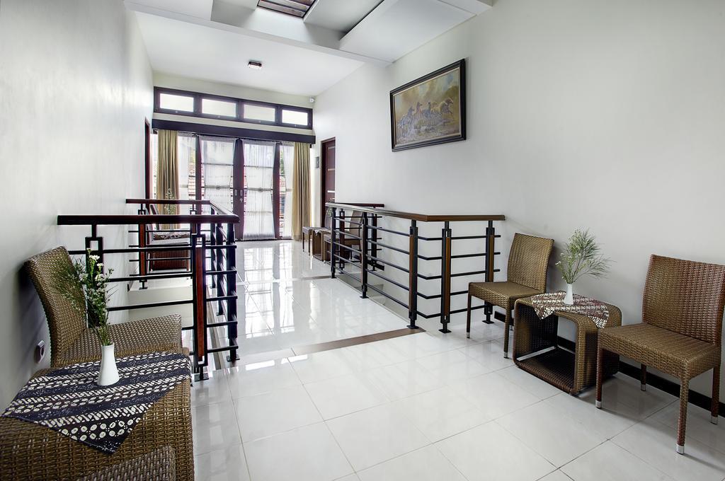 Omah Garuda Homestay Pakualaman Εξωτερικό φωτογραφία